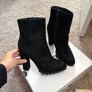 Aldo women’s ankle boots